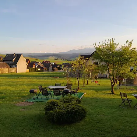 Panorama Pienin- I *